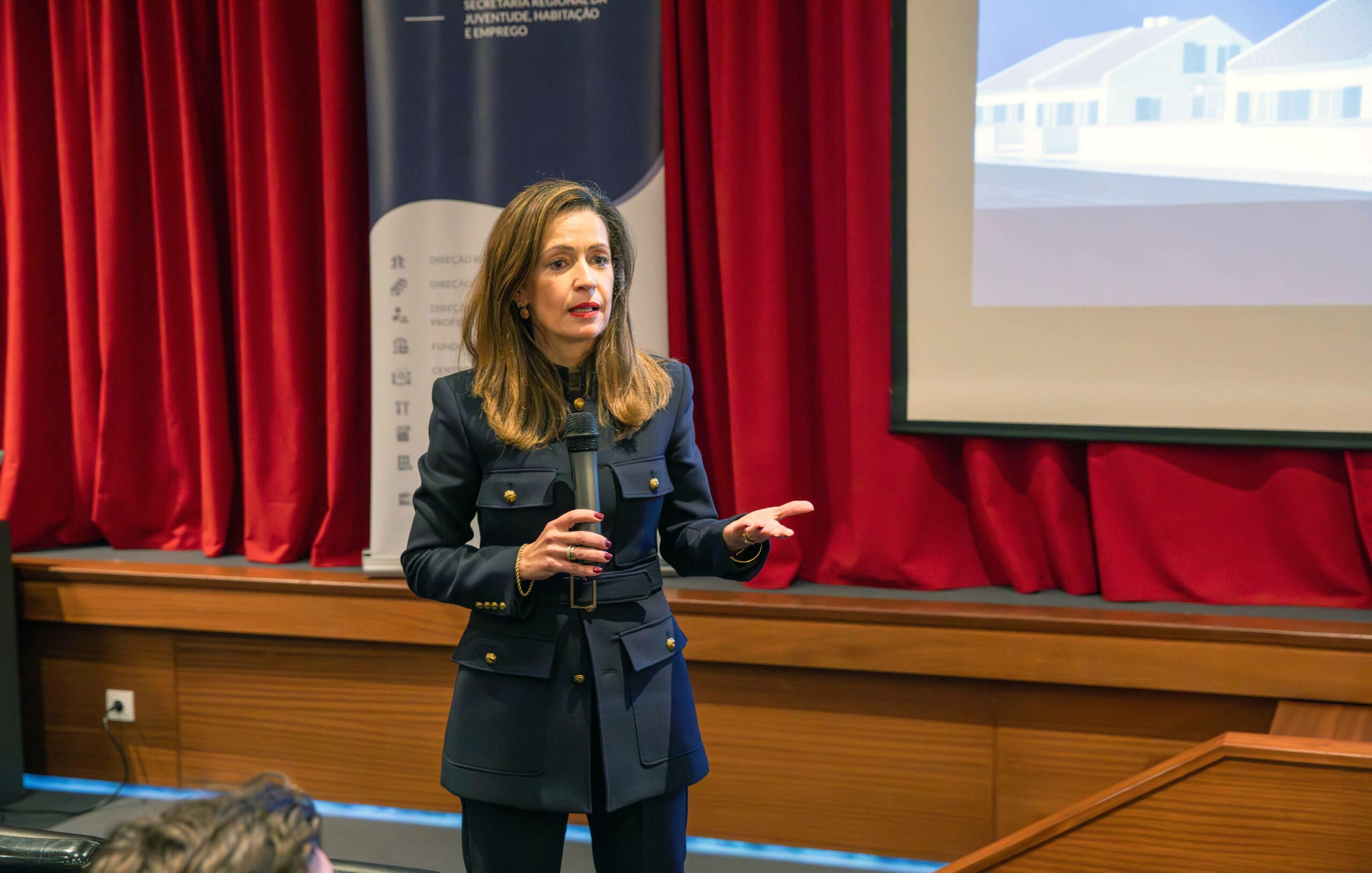 Governo trabalha em soluções inclusivas para reforçar oferta habitacional nos Açores